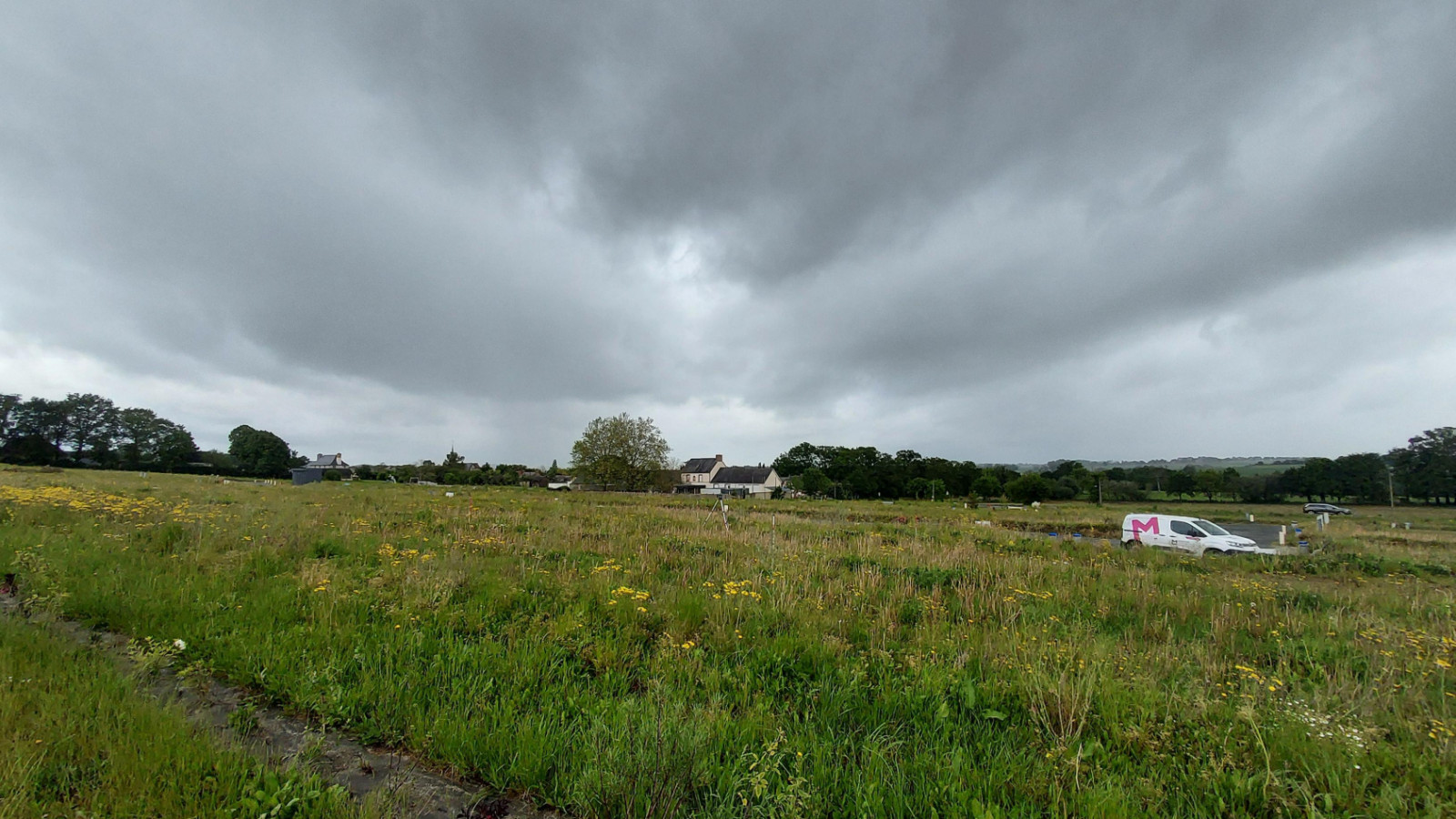 Terrain constructible de 487m2 à Essé