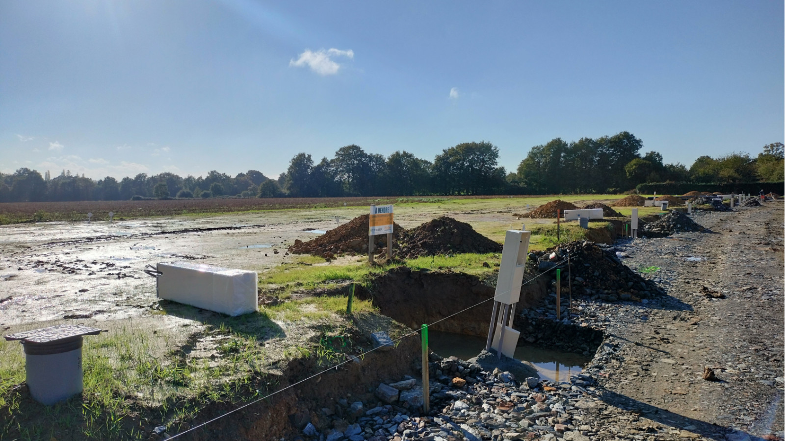 Terrain constructible de 355m2 à Cornillé