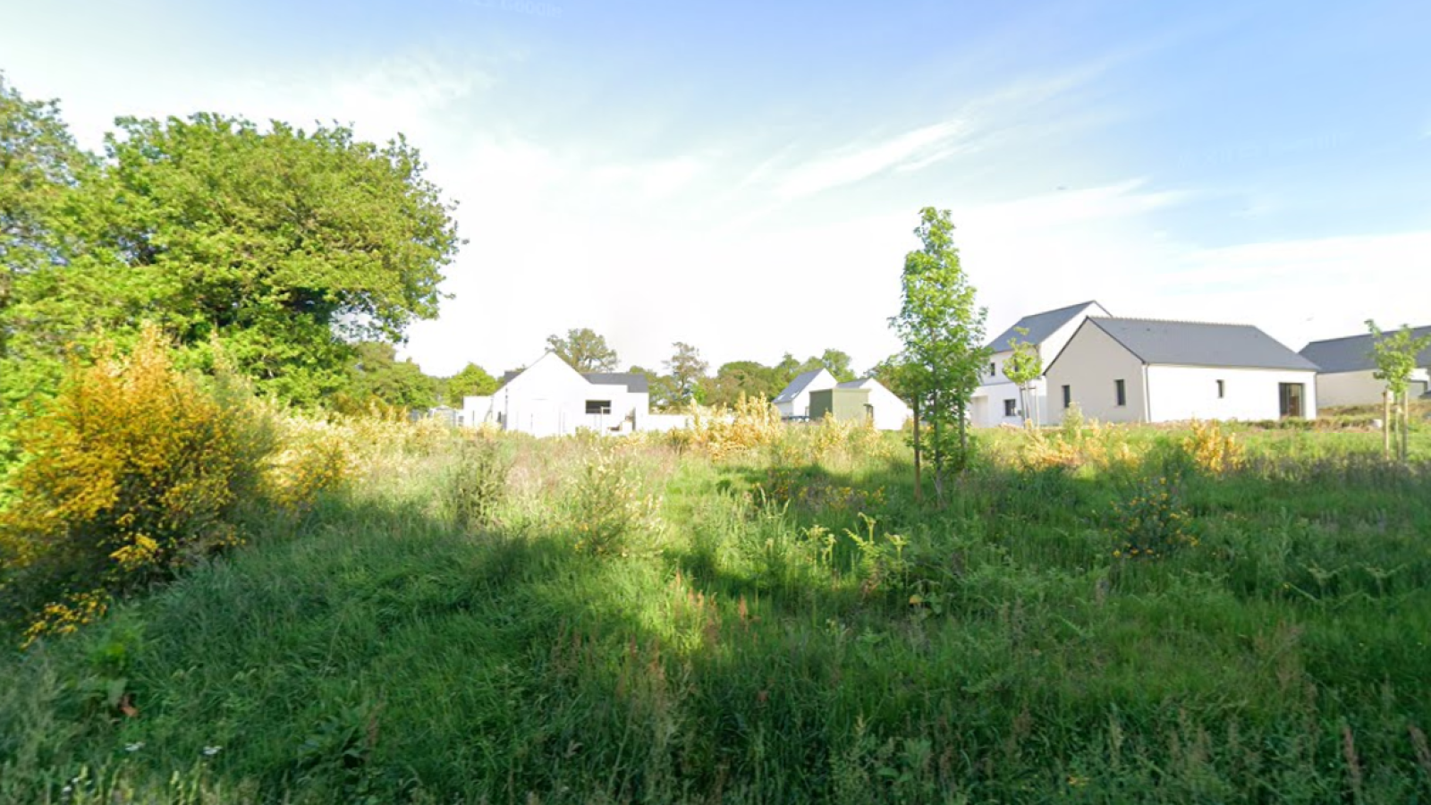 Terrain constructible de 406m2 à Limerzel