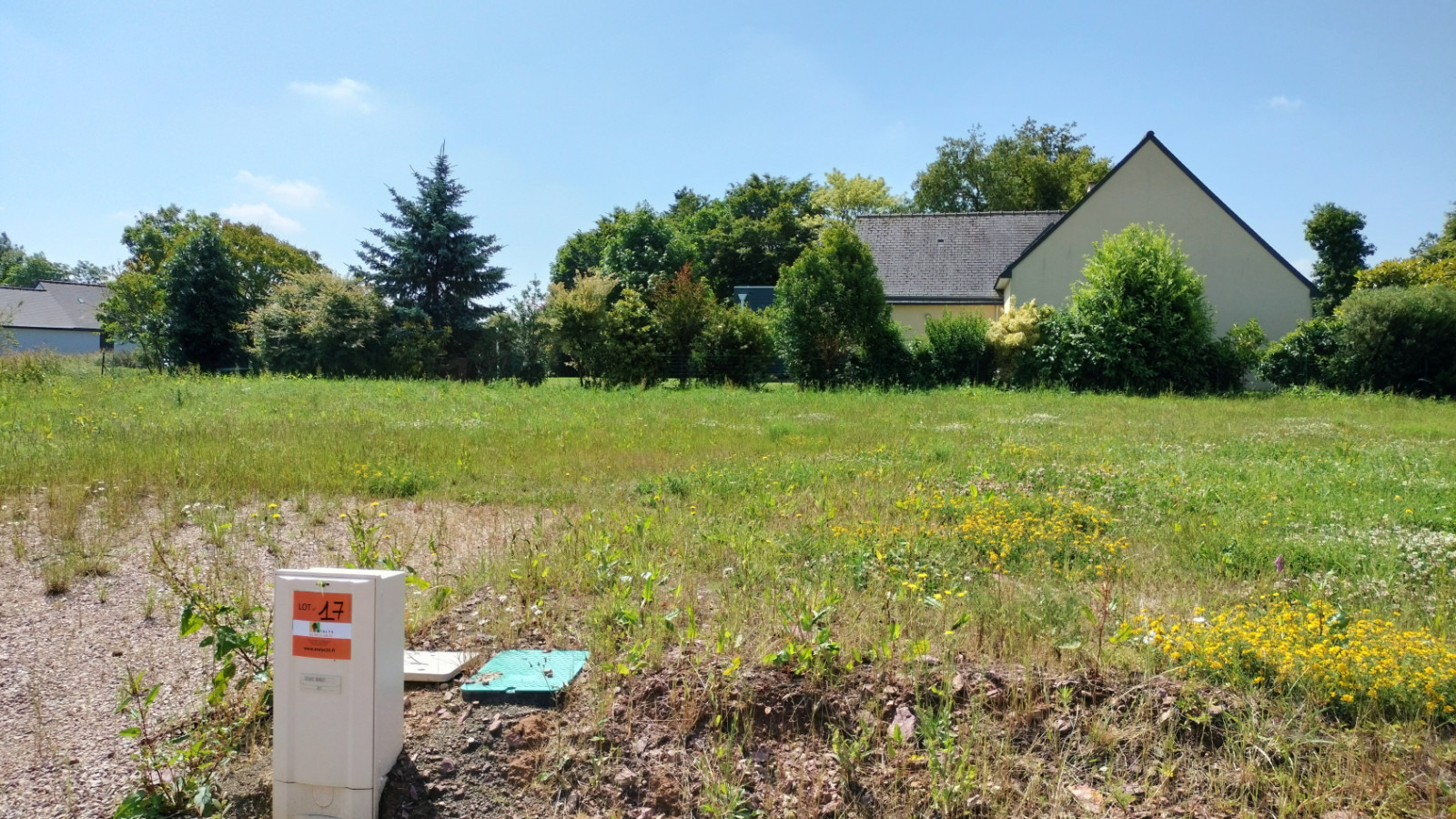 Terrain constructible de 253m2 à Saint-Aubin-d'Aubigné