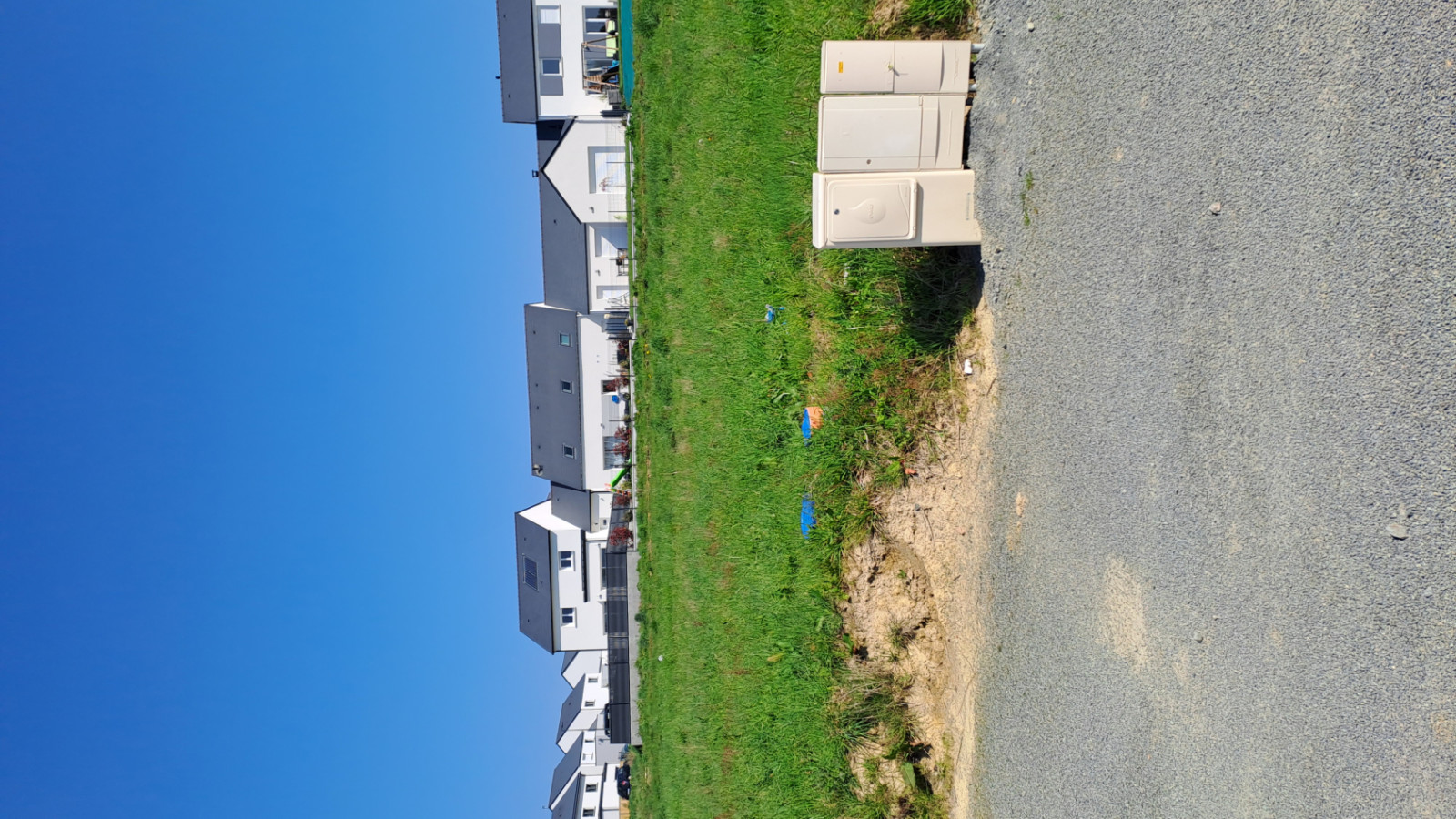 Terrain constructible de 578m2 à Clayes