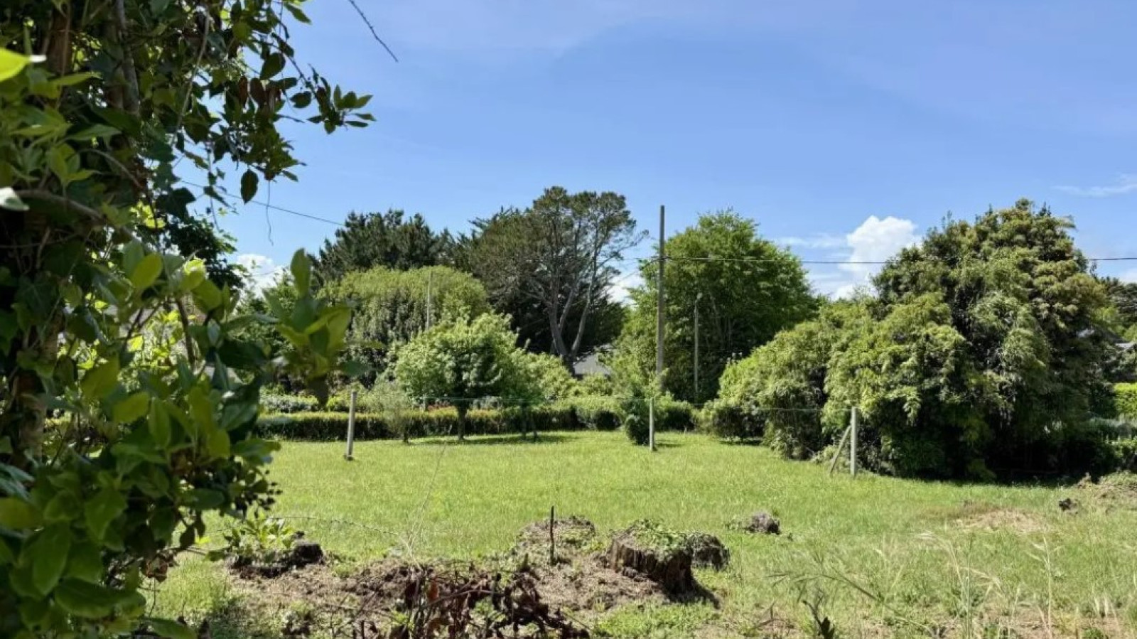 Terrain constructible de 921m2 à La Trinité-Porhoët