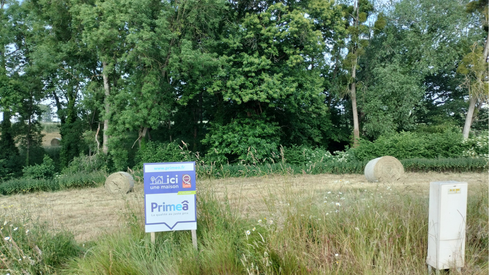 Terrain constructible de 160m2 à Sens-de-Bretagne