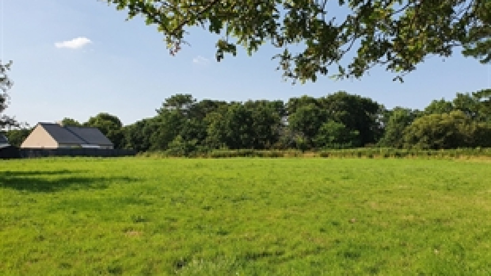 Terrain constructible de 603m2 à Grand-Champ