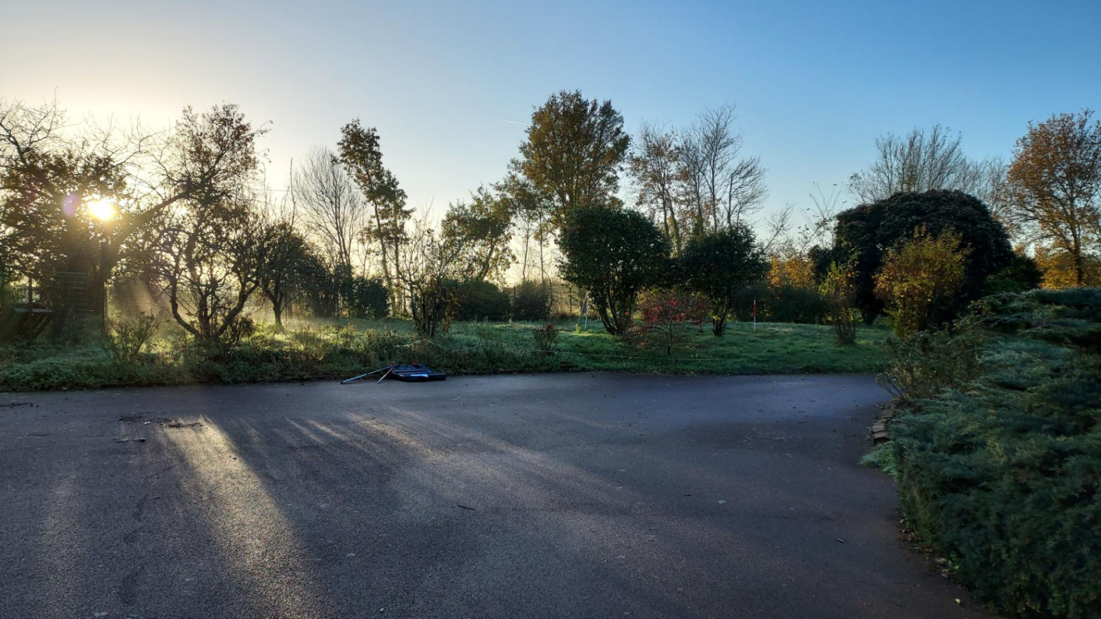 Terrain constructible de 298m2 à Cintré