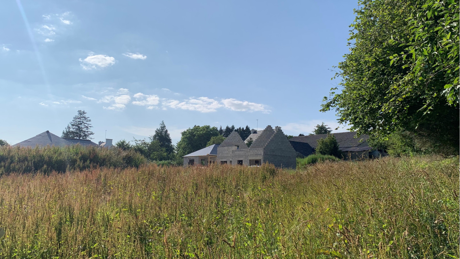 Terrain constructible de 347m2 à Guidel