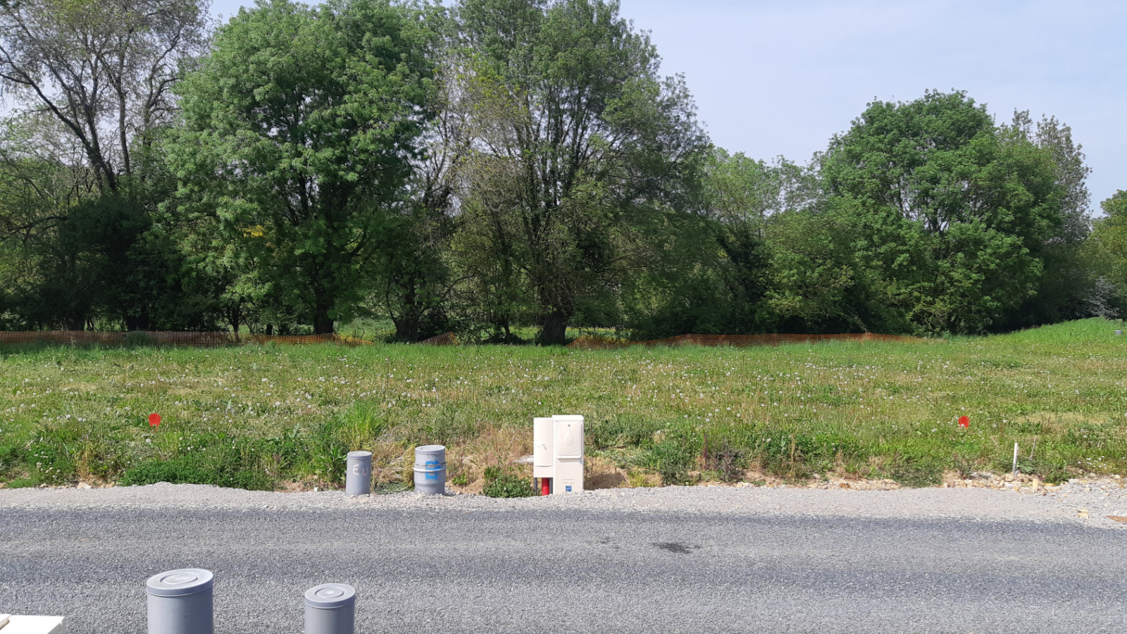 Terrain constructible de 340m2 à Pleurtuit