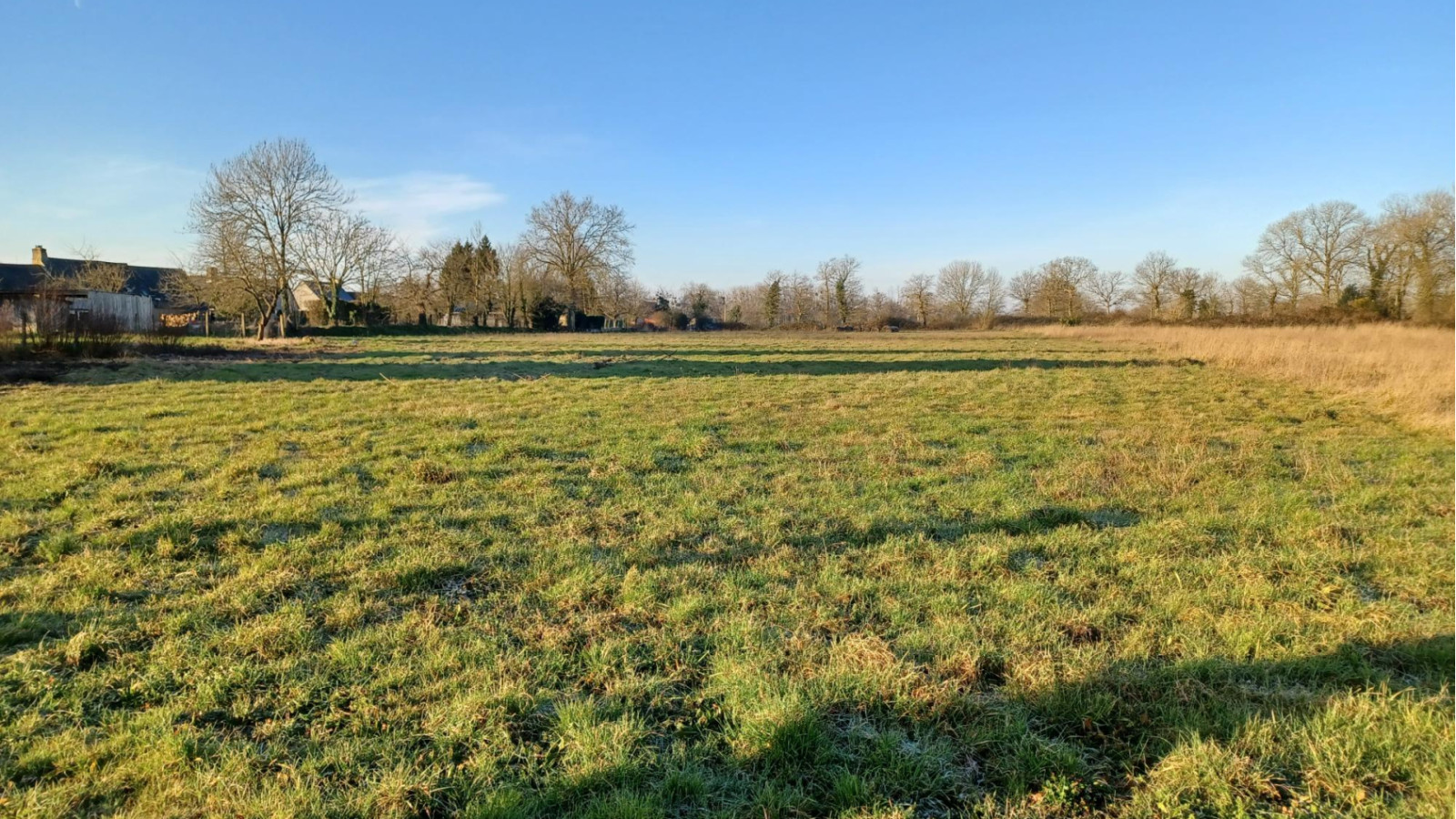 Terrain constructible de 283m2 à Guichen