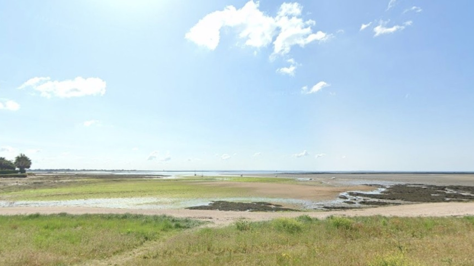 Terrain constructible de 374m2 à Sarzeau