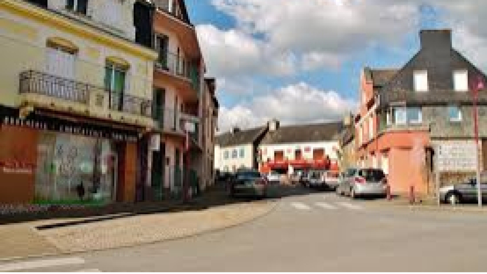 Terrain constructible de 666m2 à Landévant