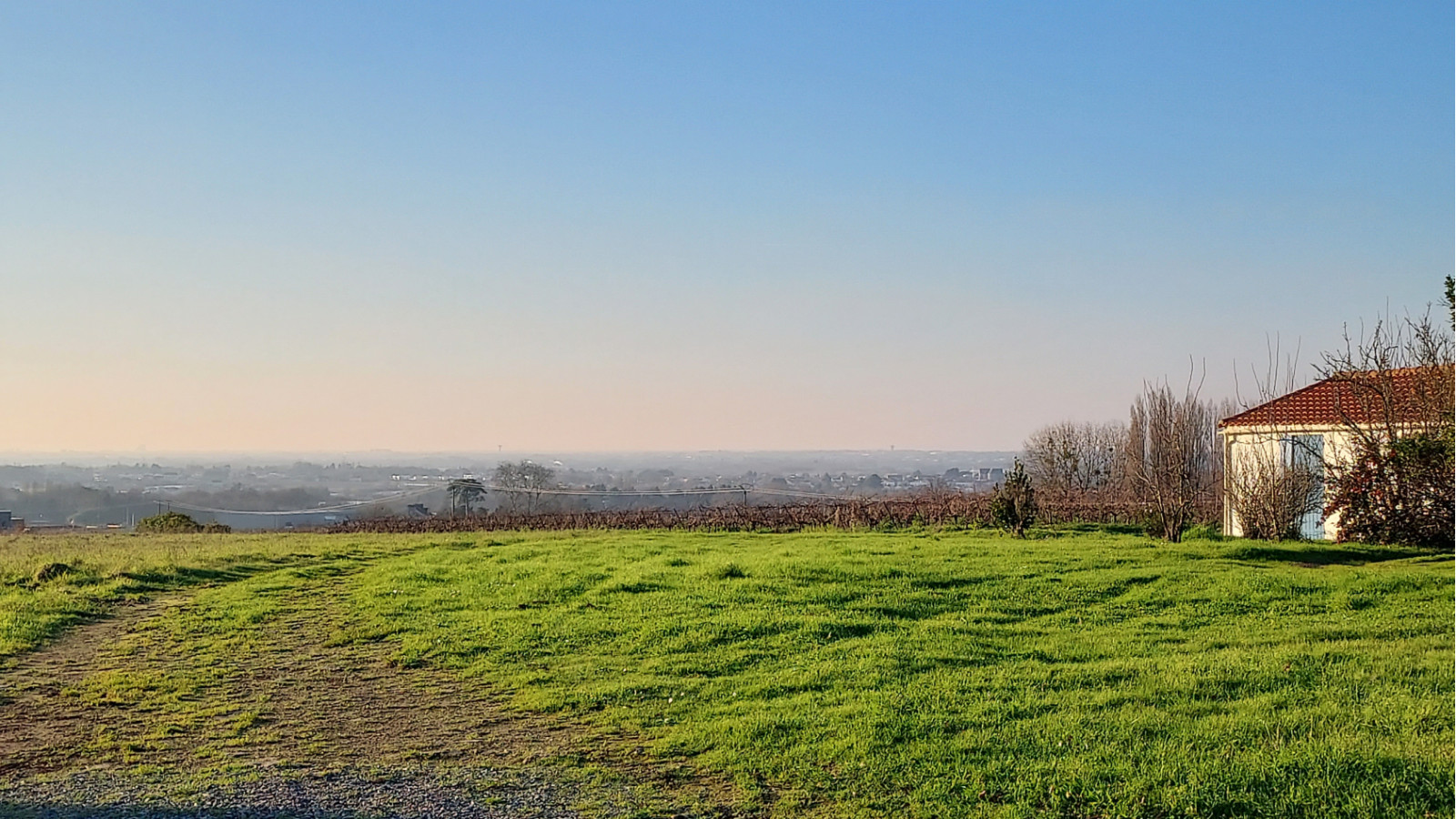 Terrain constructible de 910m2 à Clisson