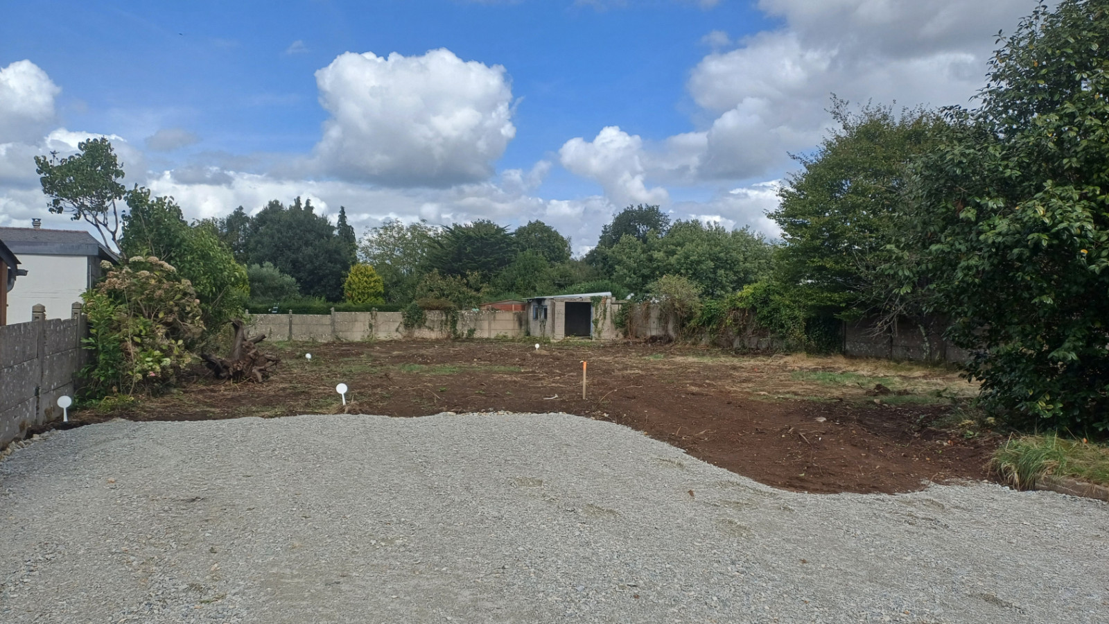 Terrain constructible de 499m2 à Sainte-Hélène