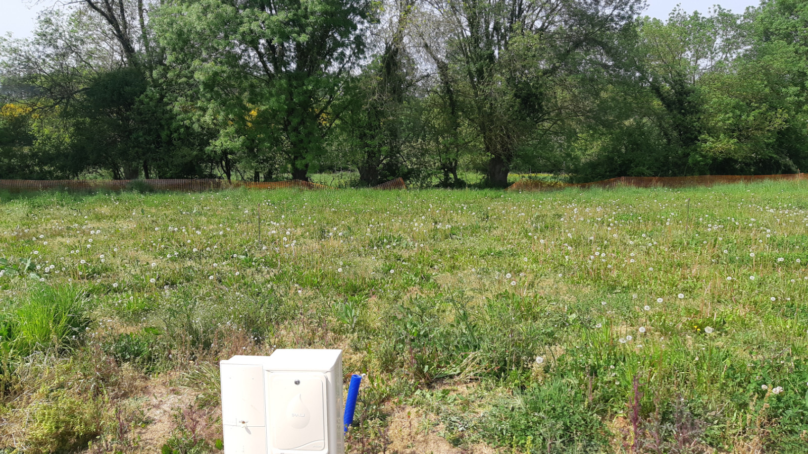 Terrain constructible de 445m2 à Poligné