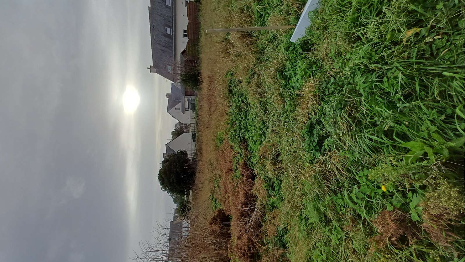 Terrain constructible de 420m2 à Pluvigner