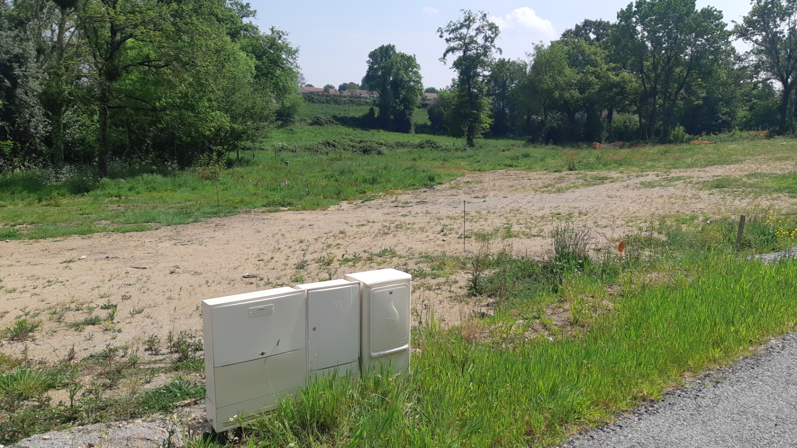 Terrain constructible de 339m2 à Saint-Aubin-des-Landes
