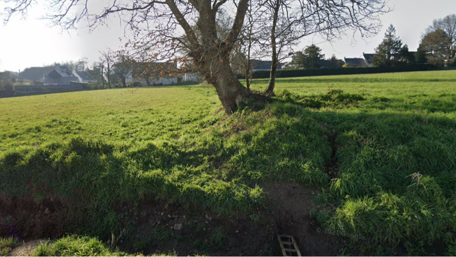 Terrain constructible de 435m2 à Saint-Nolff