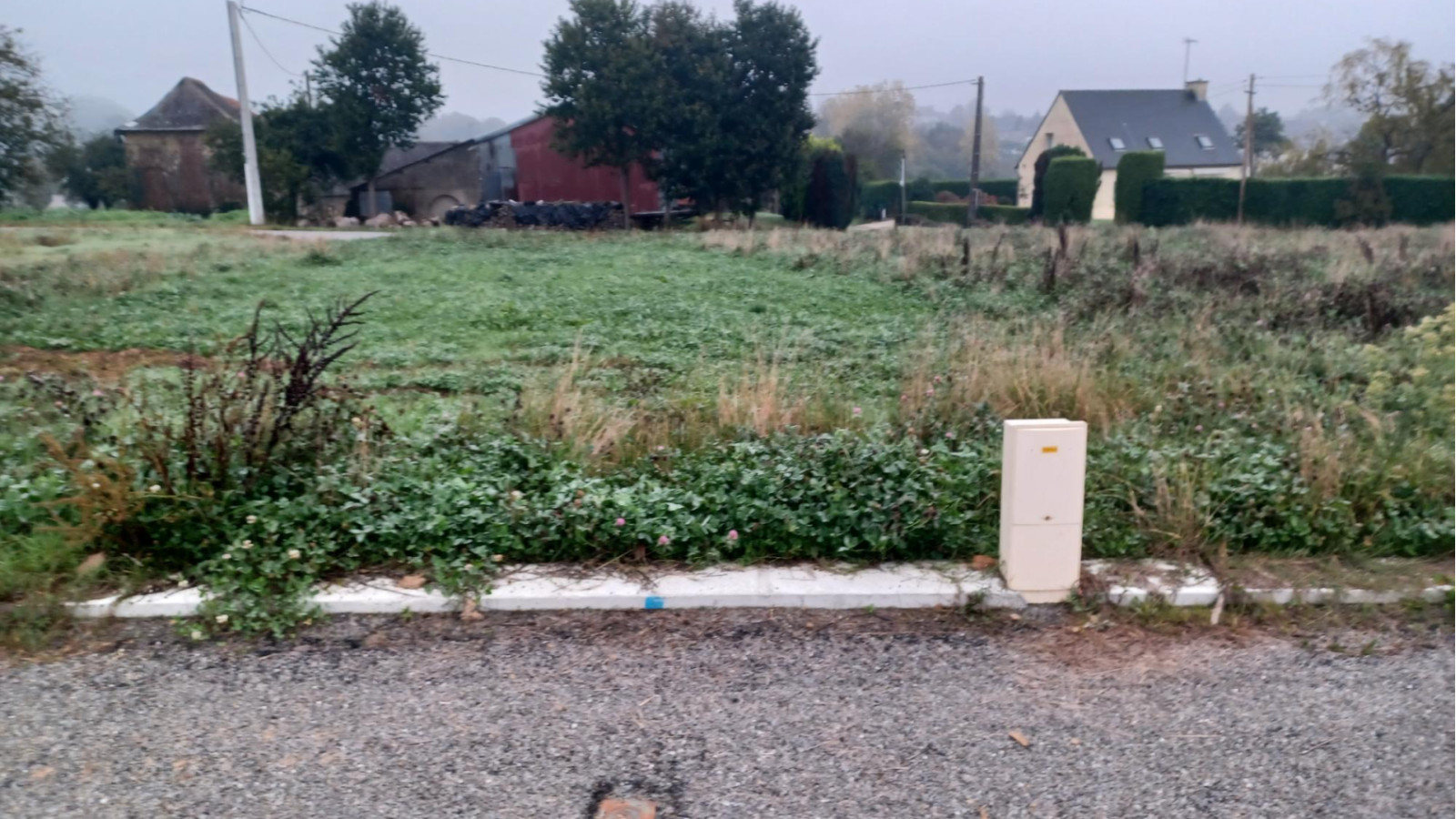 Terrain constructible de 290m2 à Châteaugiron