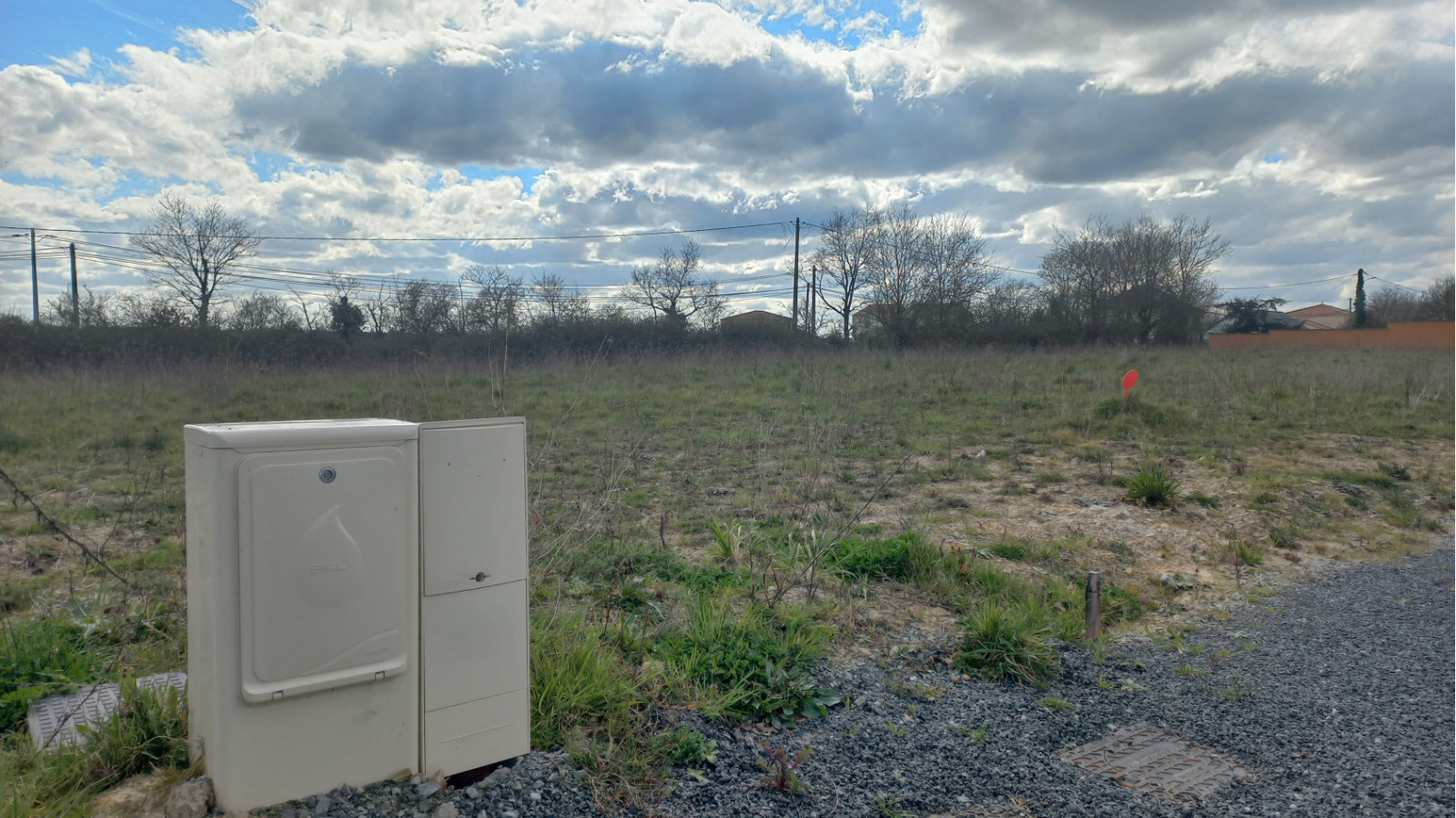 Terrain constructible de 350m2 à Treillières
