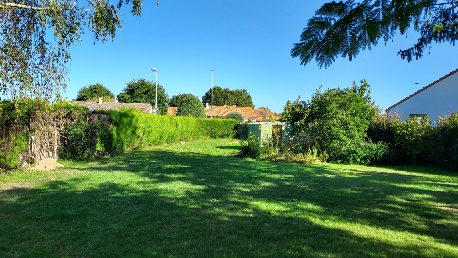 Terrain constructible de 317m2 à Saint-Julien-de-Concelles