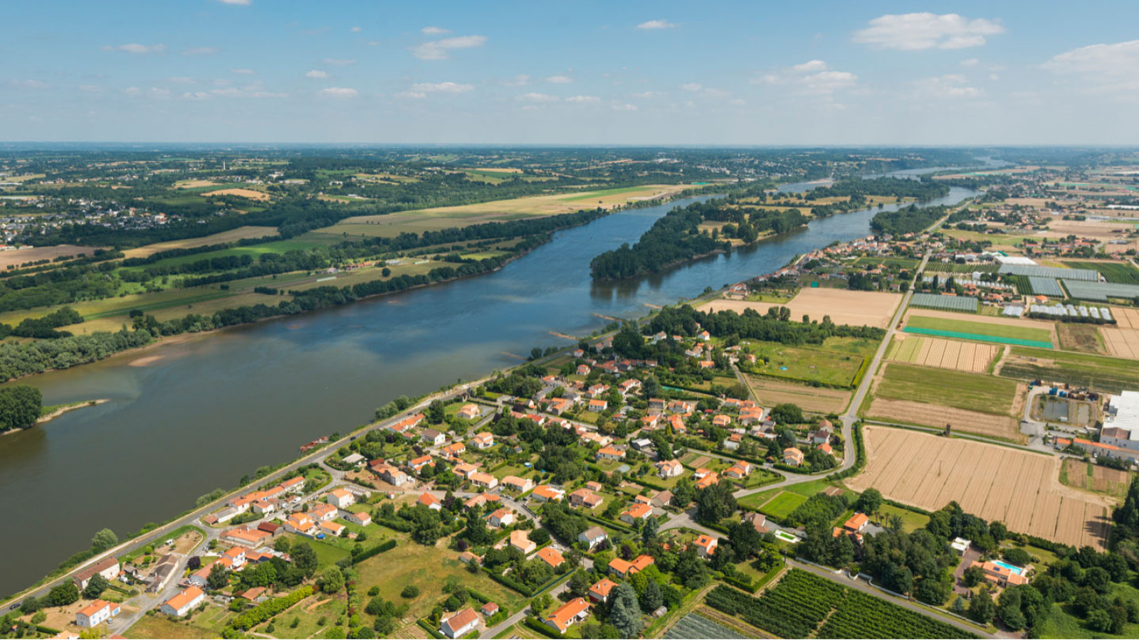 Terrain constructible de 352m2 à Saint-Julien-de-Concelles