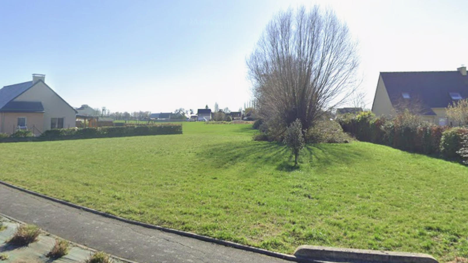 Terrain constructible de 264m2 à Fougères