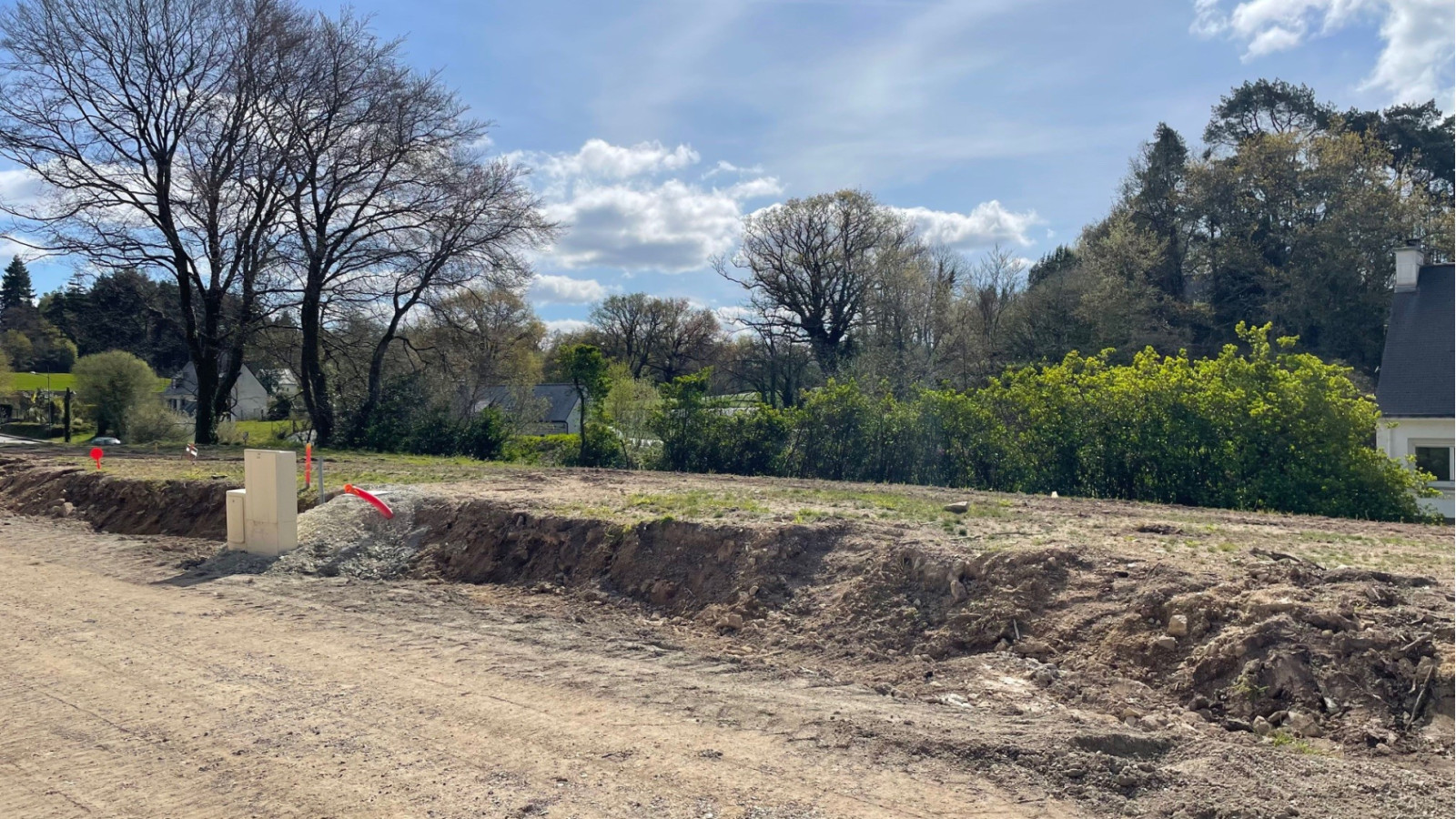 Terrain constructible de 414m2 à Lanvaudan