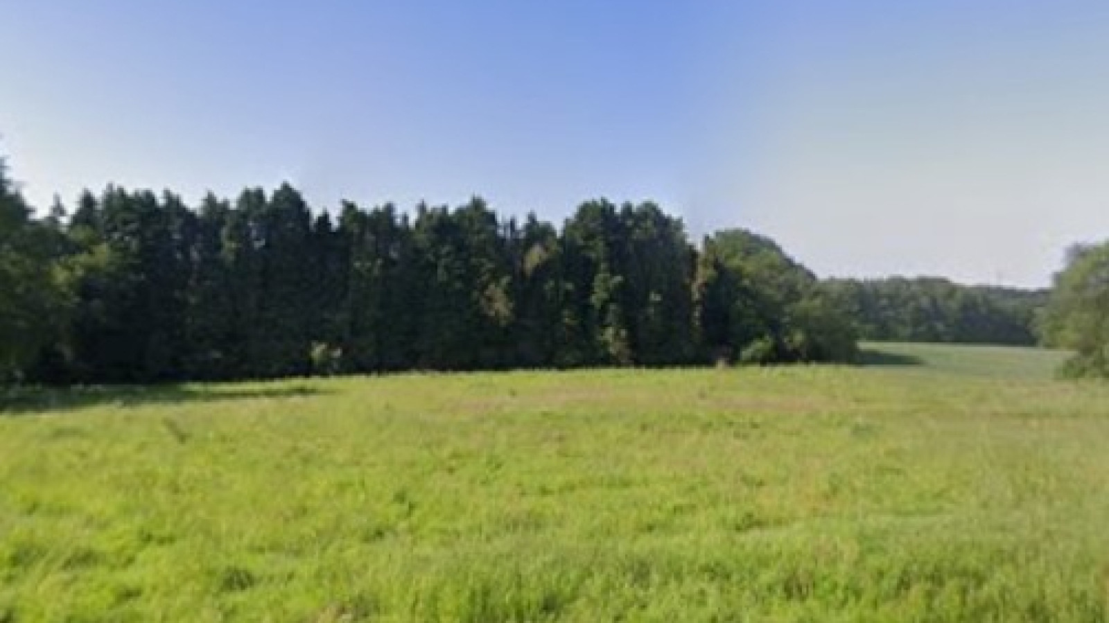 Terrain constructible de 404m2 à Landévant