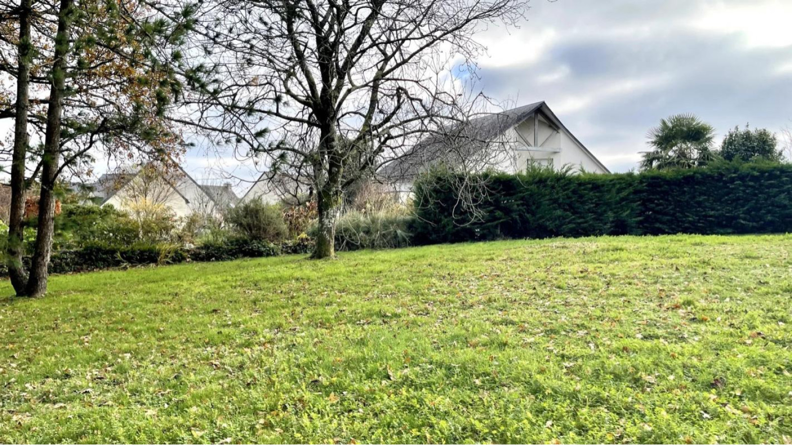 Terrain constructible de 900m2 à Quimperlé