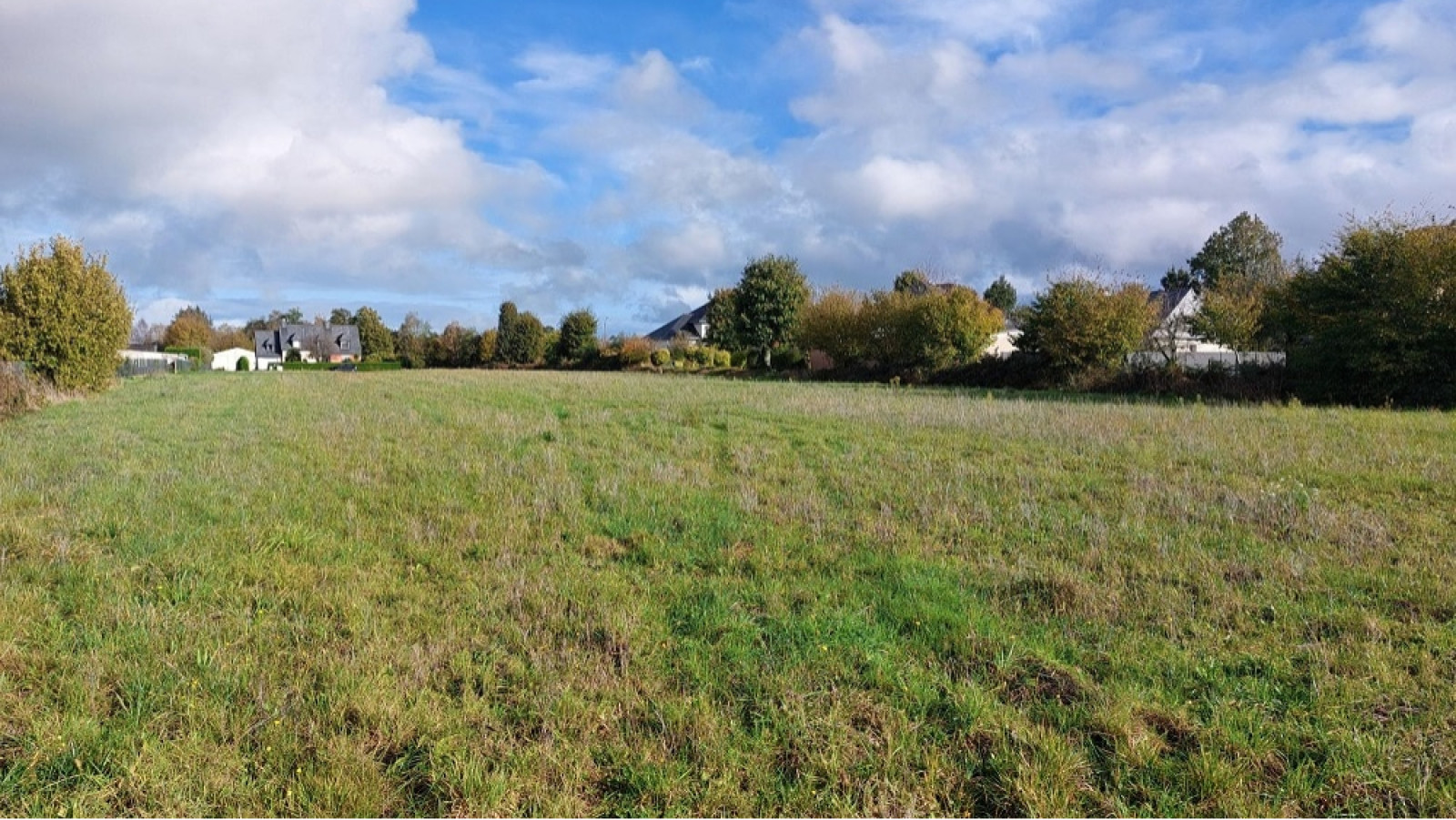 Terrain constructible de 267m2 à Argentré-du-Plessis