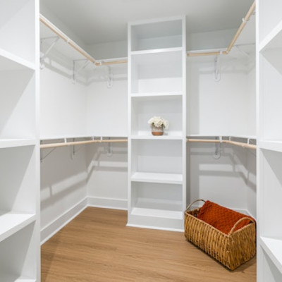 Nos conseils pour aménager un dressing sur-mesure