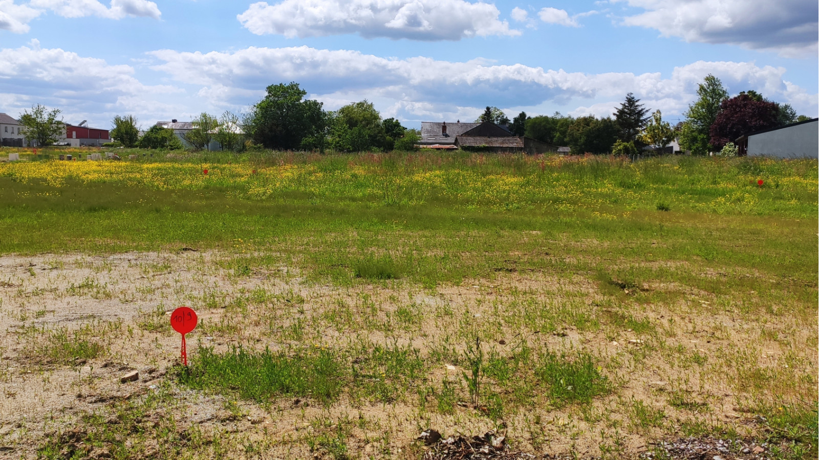 Terrain constructible de 371m2 à Treillières