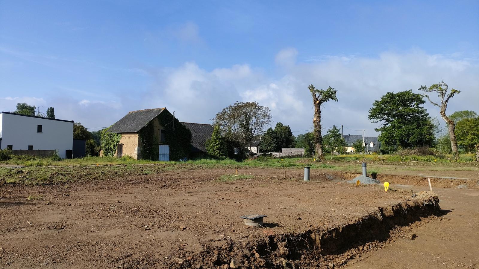 Terrain constructible de 346m2 à Le Petit-Fougeray