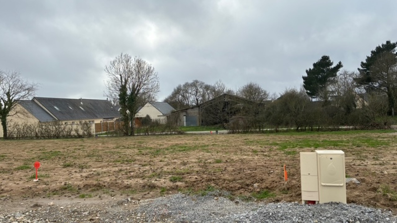 Terrain constructible de 480m2 à Donges