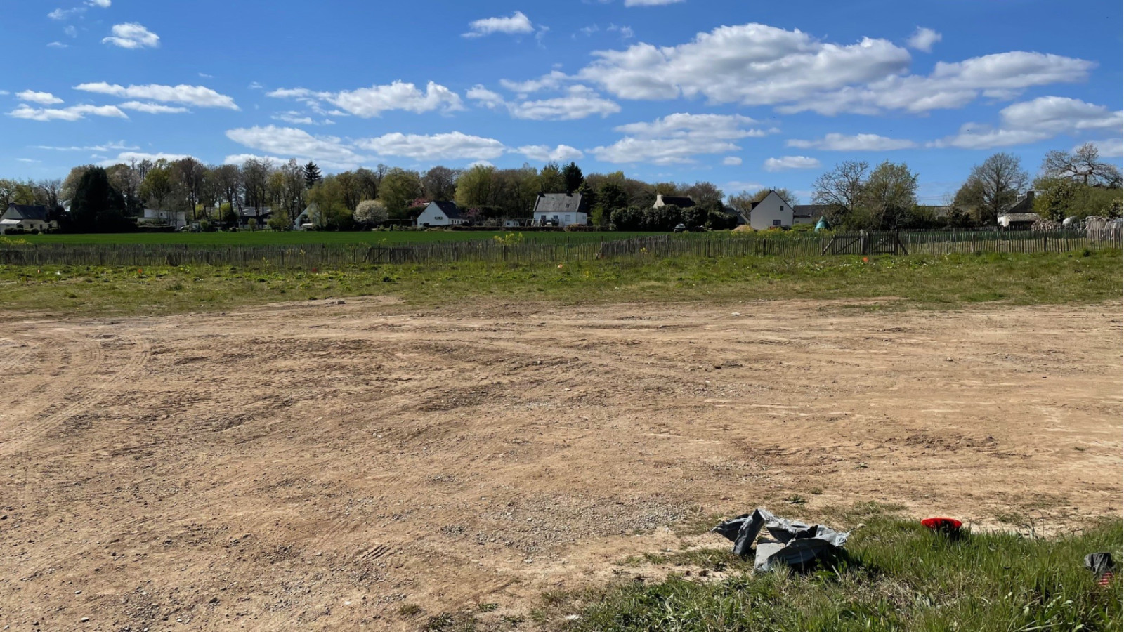 Terrain constructible de 361m2 à Pont-Scorff