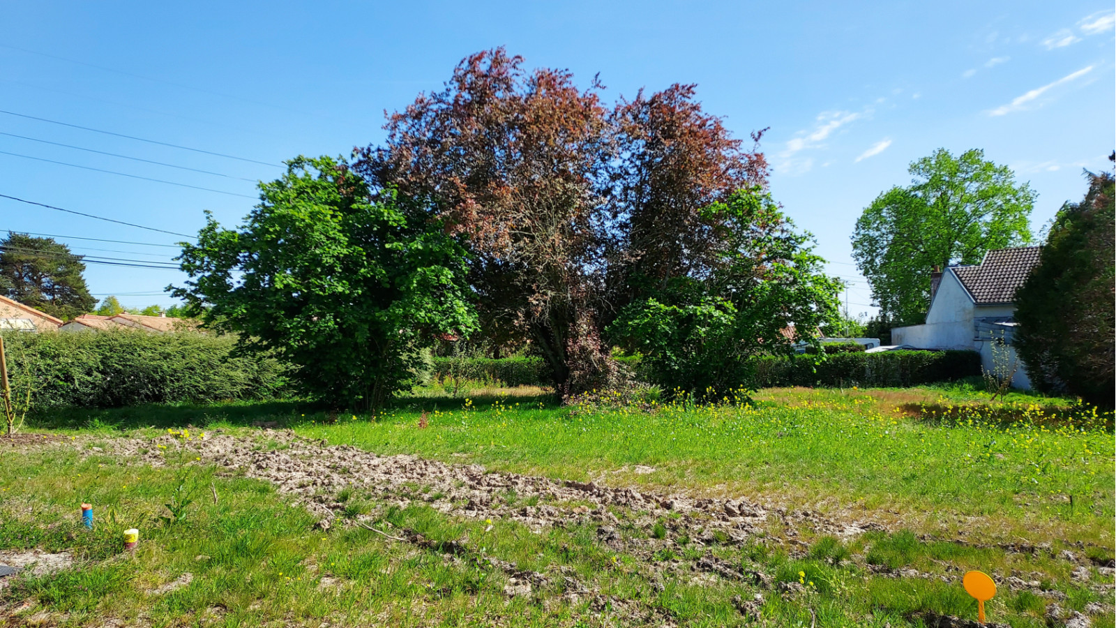 Terrain constructible de 331m2 à La Roche-Blanche