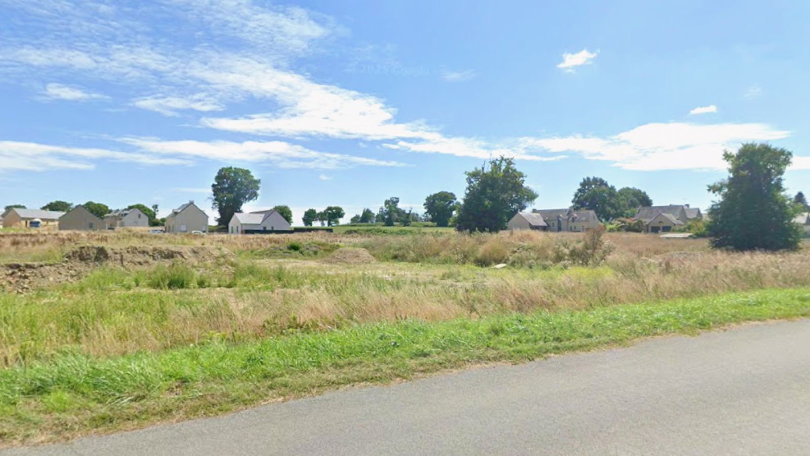 Terrain constructible de 475m2 à Beaucé