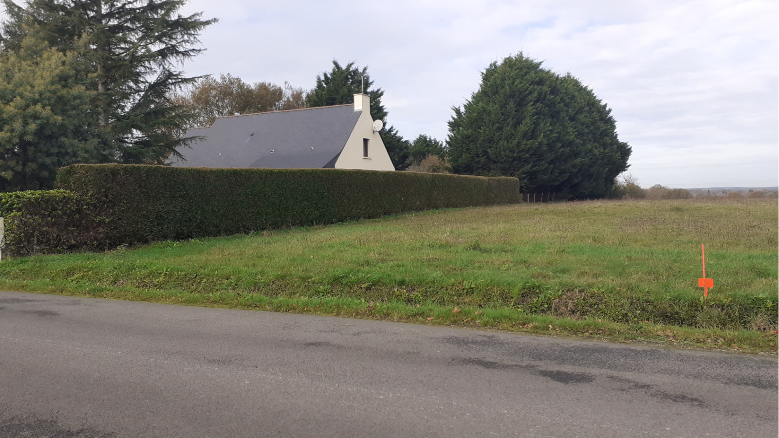 Terrain constructible de 1500m2 à Saint-Gildas-des-Bois