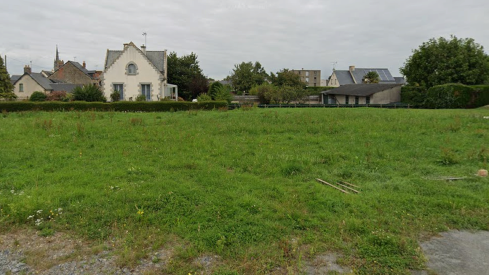 Terrain constructible de 545m2 à La Guerche-de-Bretagne