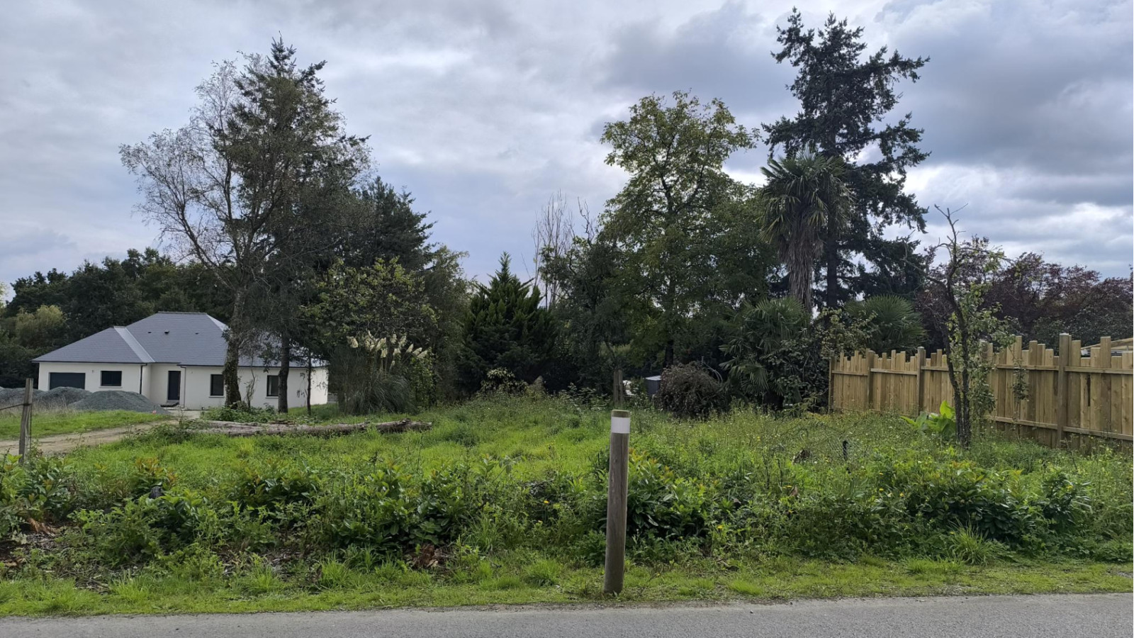 Terrain constructible de 300m2 à Lavau-sur-Loire