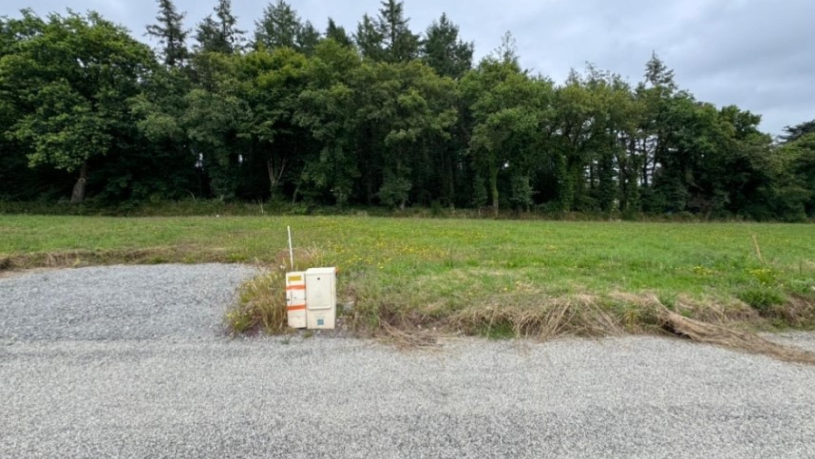 Terrain constructible de 201m2 à Ploeren