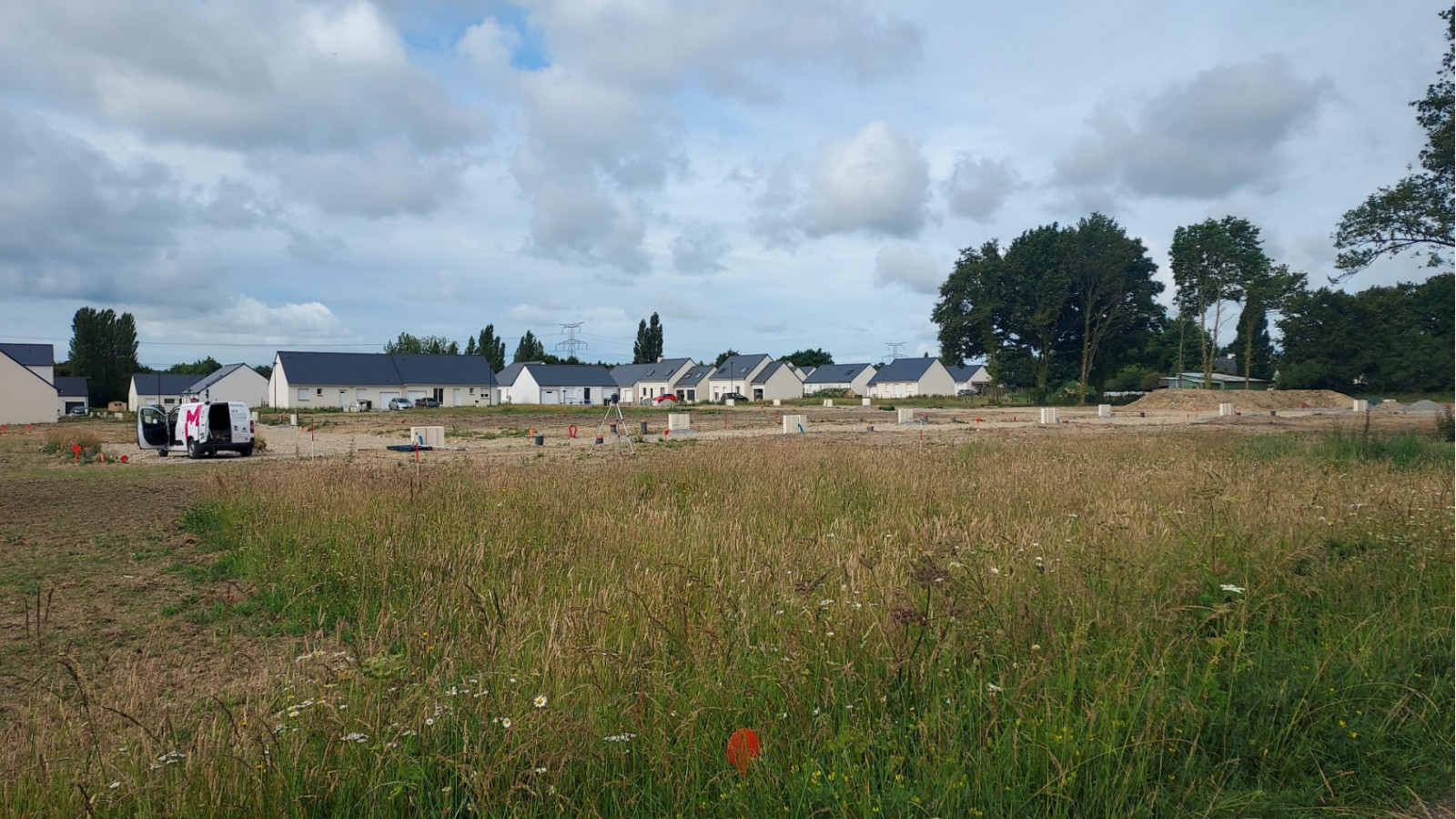 Terrain constructible de 364m2 à Poligné