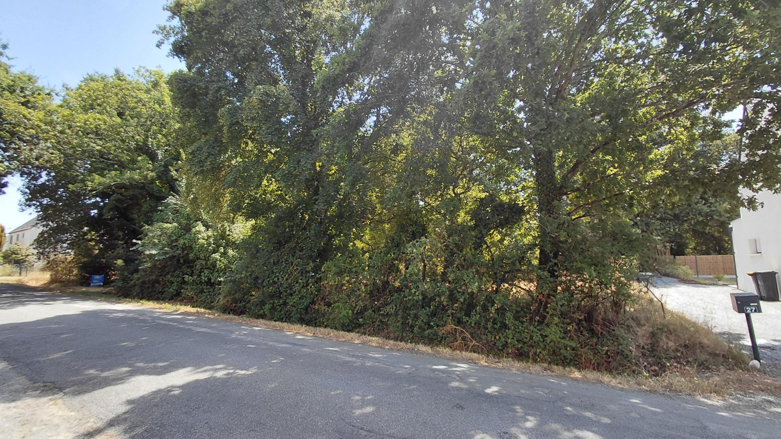 Terrain constructible de 430m2 à Besné