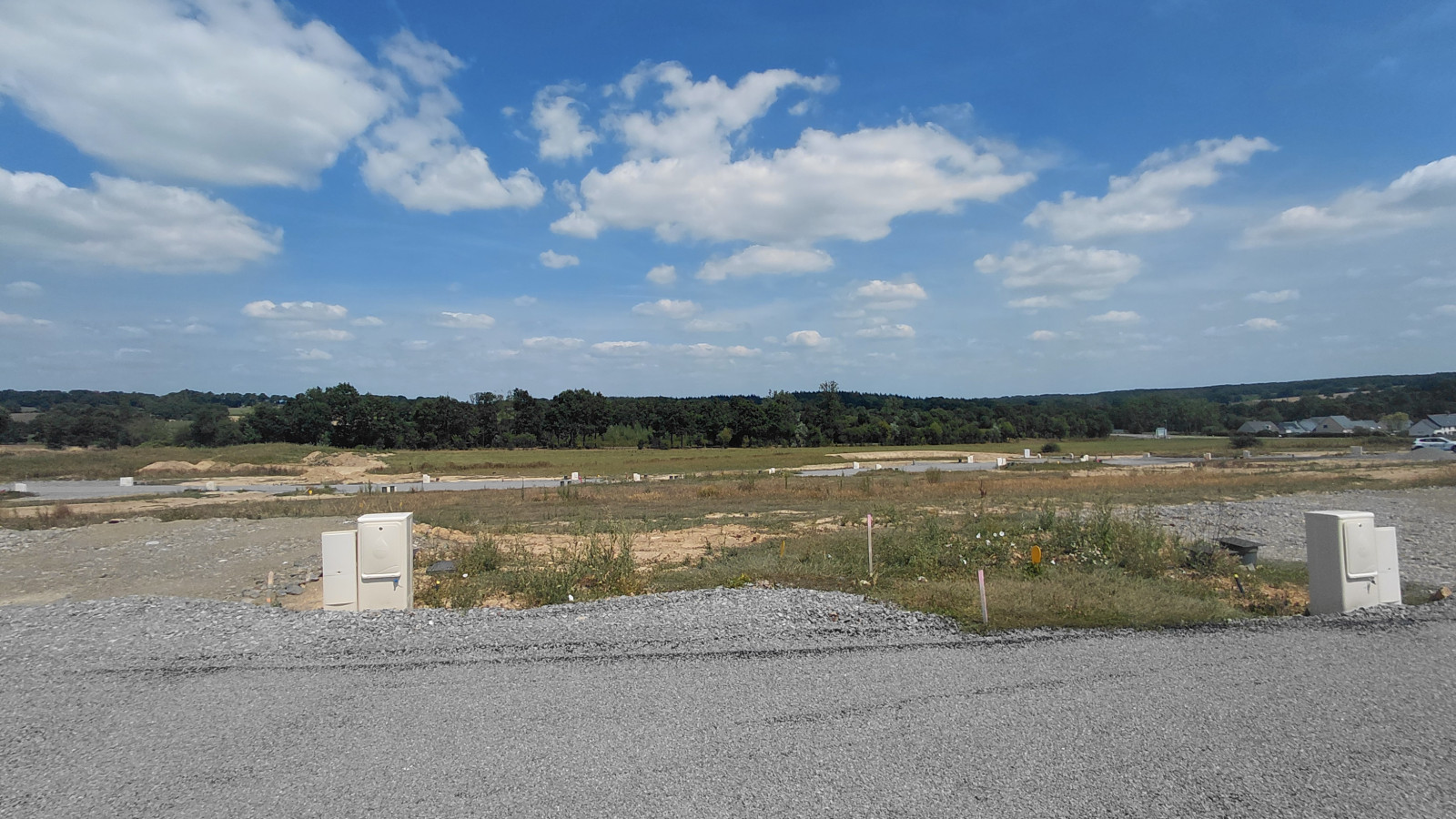 Terrain constructible de 475m2 à Marcillé-Robert