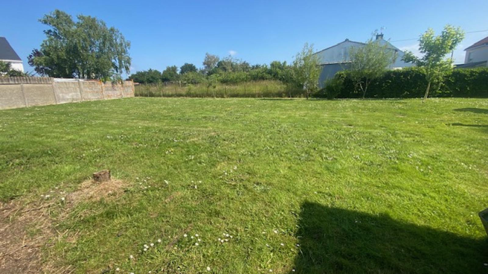 Terrain constructible de 882m2 à Saint-Gildas-des-Bois