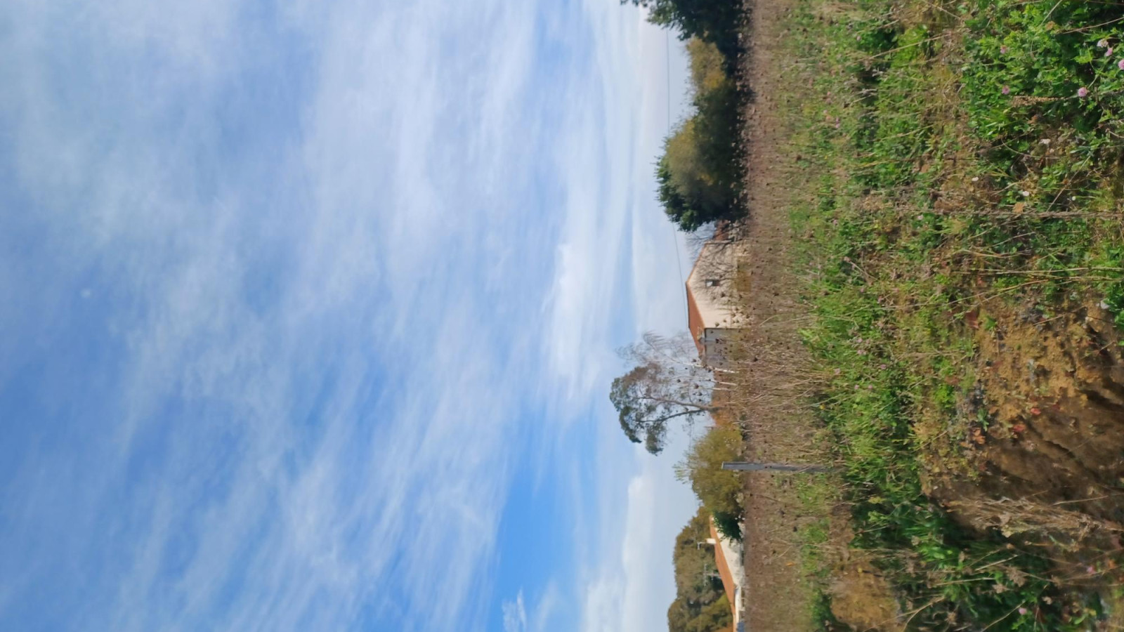 Terrain constructible de 392m2 à Saint-Philbert-de-Grand-Lieu