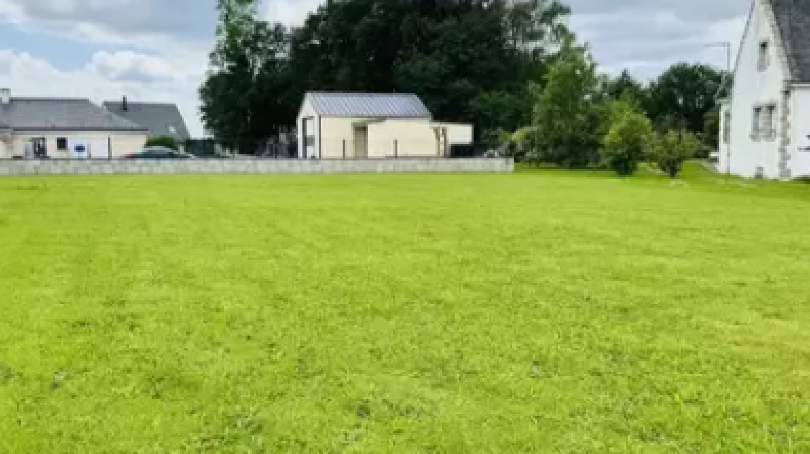 Terrain constructible de 550m2 à Pontivy