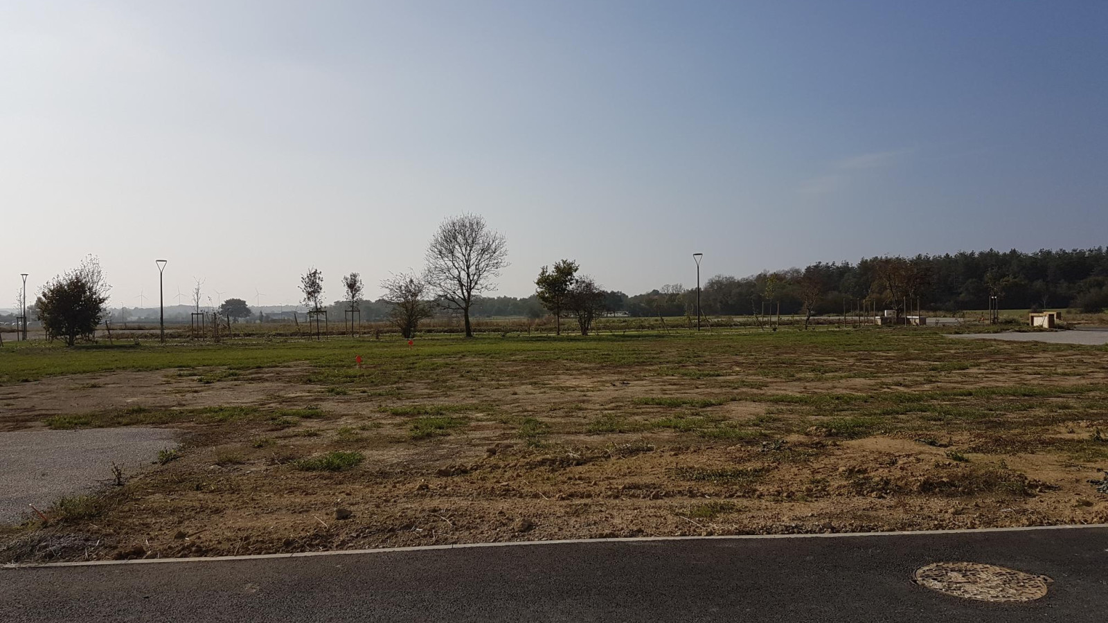 Terrain constructible de 365m2 à La Boissière-du-Doré