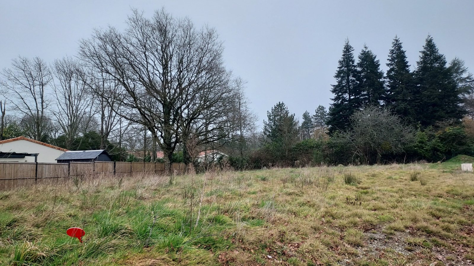 Terrain constructible de 570m2 à La Roche-Blanche