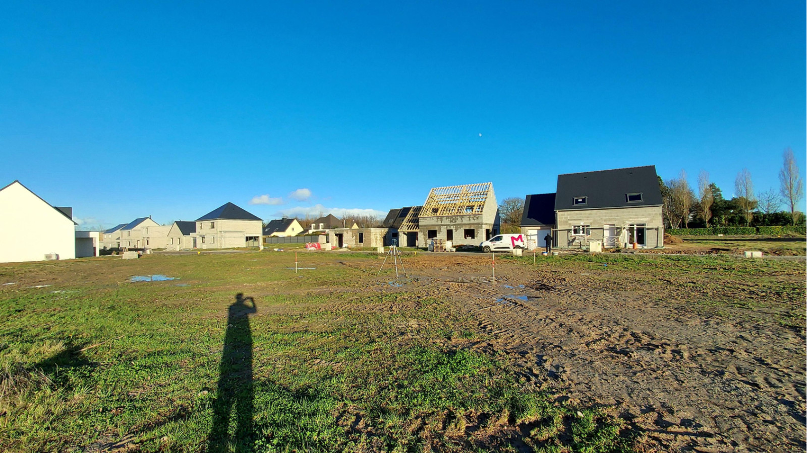 Terrain constructible de 320m2 à Crevin