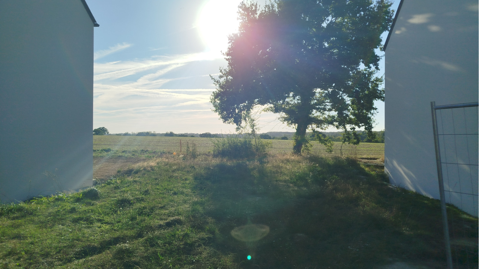 Terrain constructible de 337m2 à Andouillé-Neuville